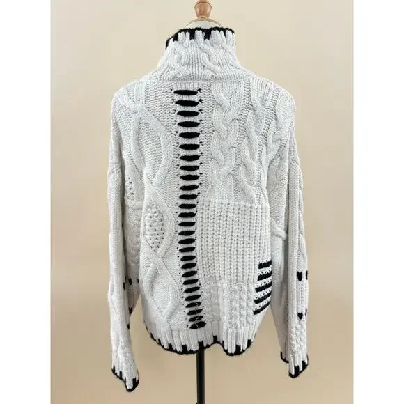 Zara Chunky Bandit Knit Oversized Cream Sweater with Black Detail, Size S - Picture 2 of 3